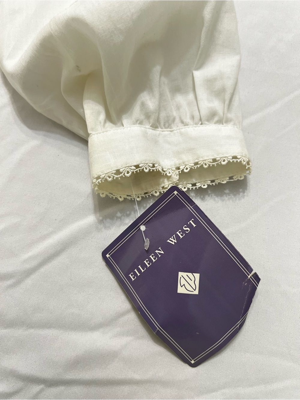 Vintage Eileen West White Long Button-Front Nightgown with Ribbon & Lace 2X - Picture 7 of 16